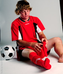 Modelos juveniles de fútbol en jersey rojo Boy Porn GBT 5f18aad6df81a.jpg