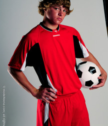 Modelos juveniles de fútbol en jersey rojo Boy Porn GBT 5f18ab3498d59.jpg