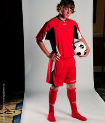 Modelos juveniles de fútbol en jersey rojo Boy Porn GBT 5f18ab3b5c04f.jpg