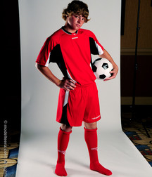 Modelos juveniles de fútbol en jersey rojo Boy Porn GBT 5f18ab5b2180b.jpg