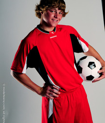 Modelos juveniles de fútbol en jersey rojo Boy Porn GBT 5f18ab7963989.jpg