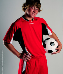 Modelos juveniles de fútbol en jersey rojo Boy Porn GBT 5f18ab8fa757f.jpg