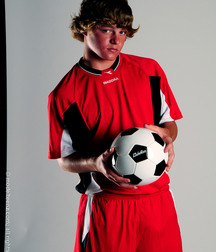Modelos juveniles de fútbol en jersey rojo Boy Porn GBT 5f18abc0d51ec.jpg