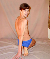 18 years old Italian teen boy porn Vincent 5f298ff68183c.jpg