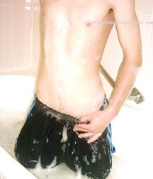 Boys Porn Shorts Adidas Azul y Adolescente 5f3d1ce560ba1.jpg