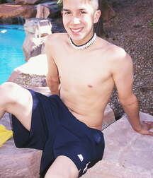 Felix en la piscina boys porn 5f5fc175852ae.jpg