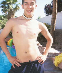 Felix en la piscina boys porn 5f5fc225e576f.jpg