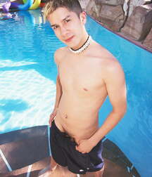 Felix en la piscina boys porn 5f5fc2a24db4c.jpg