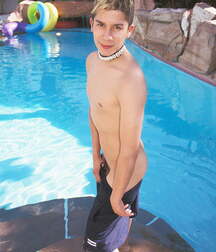 Felix en la piscina boys porn 5f5fc2ac36305.jpg