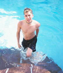 Felix en la piscina boys porn 5f5fc352a992c.jpg