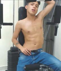 Working out in the gym boys porn gay 5f7f4ff03a312.jpg