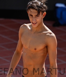 Gay Tube Pics Young in piscina Twinks 12 5f4cc7874b63b.jpg