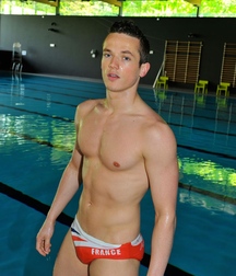 Gay Tube Pics Young in piscina Twinks 12 5f4cc7d0923b6.jpg