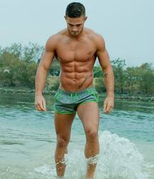 Maschi Gay Tube 24  5fab00e63d52c.jpg