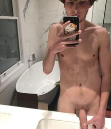 Naked Boys Gay Porn Selfies 610547d868c9e.jpg