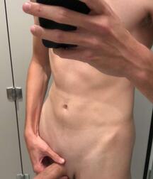 Cute Straight Boys Porn Shows Off 6126217e16065.jpg