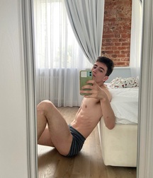 Cute Boys Porn Shows Off His Big Dick 6128dd66c31f5.jpg