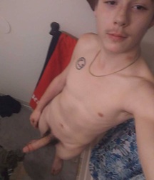 Naked Boy Selfies Gay Porn Twinks 61fbcd6302768.jpg