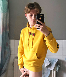 Hot Guys Showing It Off Boys Porn College Selfies 6252cceadbb66.jpg