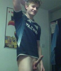 Hot Guys Showing It Off Boys Porn College Selfies 6252ccecb7286.jpg
