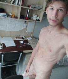 Even More Naked Boys Porn 62a323aae08e1.jpg