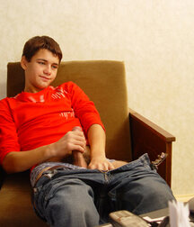 Roma boys gay porn tube 5f0ce8320a836.jpg