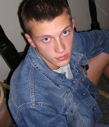 Cute Twink Porn Hunter-3 Gay 5f803d581a118.jpg