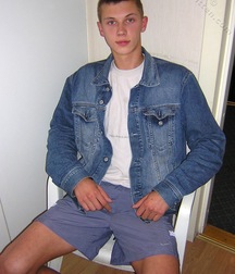 Cute Twink Porn Hunter-3 Gay 5f803d5d9a4d7.jpg