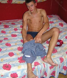 Cute Twink Porn Hunter-3 Gay 5f803d6ff03de.jpg