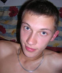 Cute Twink Porn Hunter-3 Gay 5f803d856e6d6.jpg