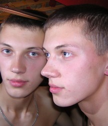 Cute Twink Porn Hunter-3 Gay 5f803db019d0f.jpg