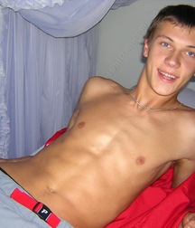 Cute Twink Porn Hunter-2 Gay 5f857ec61838e.jpg