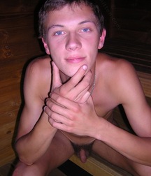 Cute Twink Porn Hunter-2 Gay 5f857f21c56d1.jpg