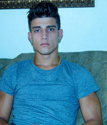 Worshipping Thomas a Florida beach cute young dude 617688f3bb563.jpg