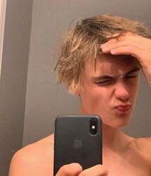 Ethan69's Cute Guys Some Clothed & Some Nude 61dd56b3e69a3.jpg