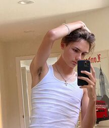 Ethan69's Cute Guys Some Clothed & Some Nude 61dd56cc08890.jpg