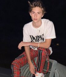 Ethan69's Cute Guys Some Clothed & Some Nude 61dd56dd2fac9.jpg