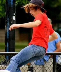 Ethan69's Cute Guys Some Clothed & Some Nude 61dd56f60e2c7.jpg