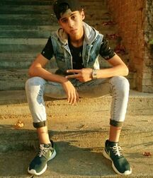 Ethan69's Cute Guys Some Clothed & Some Nude 61dd570fc9d06.jpg