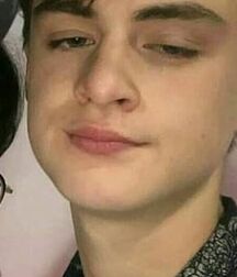 Boy Idols: Jaeden Martell (Actor) 5f1be1ac12752.jpg