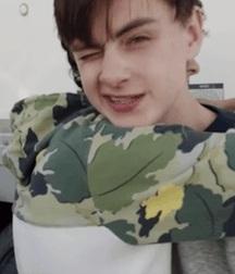Boy Idols: Jaeden Martell (Actor) 5f1be20404f56.jpg