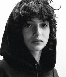 Boy Idols: Finn Wolfhard (Actor) 5f1caf508b6d6.jpg