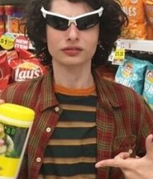 Boy Idols: Finn Wolfhard (Actor) 5f1caf54ab268.jpg