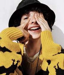 Boy Idols: Finn Wolfhard (Actor) 5f1caf888b7fa.jpg