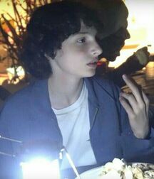 Boy Idols: Finn Wolfhard Part 2 (Actor) 5f1f2b1211337.jpg
