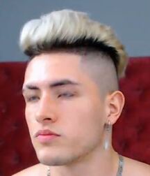 me 5f1b5d5d61072.jpg