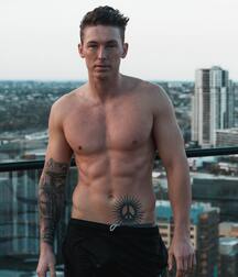 Shirtless model gay tube 5f271d7366c21.jpg