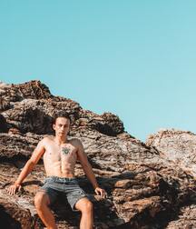 Shirtless model gay tube 5f271d9998d1d.jpg