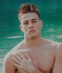 Shirtless model gay tube 5f271e72efda8.jpg