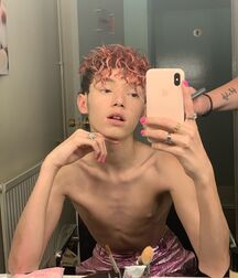 Boy Bliss.. 5f66cb2707caf.jpg